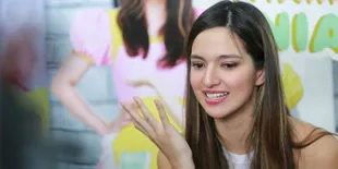 Ditanya Soal Ikuti Jejak Chacha Frederica Berhijab, Apa Jawaban Nia Ramadhani?