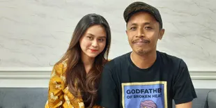Ditemani Istri Cantiknya, Mas Pur 'TOP' Lakukan Perawatan Immune Booster
