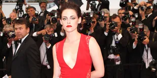 Dituduh Tiduri Sutradara, Kristen Stewart Ancam Joan Rivers