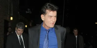 Ditutupi Selama 4 Tahun, Akhirnya Charlie Sheen Akui Positif HIV