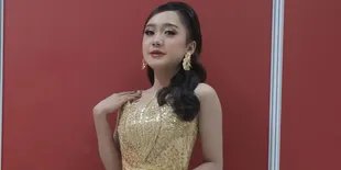 Diva Dangdut Academy 8 Pernah Tidur di Peti Keyboard