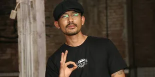 Divonis Buta Warna, Rio Dewanto Decide Lawan Keterpurukan
