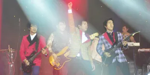 d Masiv Harapkan Terlahir Massivers Asal Dublin