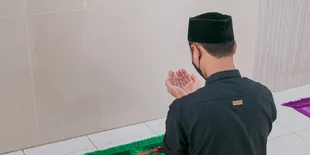 Doa Sholat Taubat Nasuha Lengkap Beserta Niat dan Keutamaannya