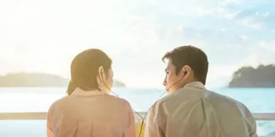 Drama Korea DOCTOR ON THE EDGE Bagikan Poster Teaser Terbaru, Ada Vibes Romantis di Pulau Terpencil