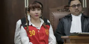 Drama Sidang Roro Fitria: Molor Sampai Malam Hingga Tangisan Untuk Ibu