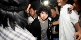 Dul Manggung Tahun Baru, Ahmad Dhani Siapkan Kursi Roda
