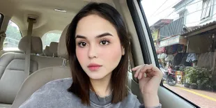 Edelenyi Laura Anna Meninggal Dunia, Dari Nikita Mirzani Sampai Rachel Vennya Iringi Jenazah ke Rumah Duka