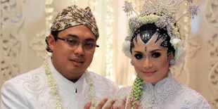 Edies Adelia: Ini Ujian Pernikahan Saya