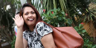 Elly Sugigi Curhat Rumah Tangga, Ferry Anggara Hobi Bilang Cerai