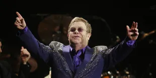 Elton John Puji Album Baru Lady Gaga Fantastik