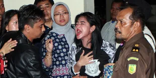 Emosi Saat Eksekusi, Depe Beralasan Tangannya Terkilir