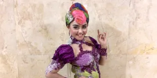 Endah Saraswati, Berani Bawakan Lagu Pop Dengan Balutan Keroncong