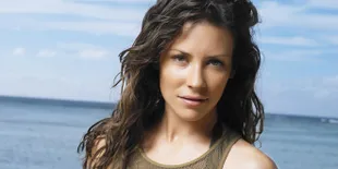 Evangeline Lilly Tampil Memukau di Premiere 'THE HOBBIT'