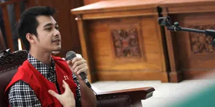 Eza Gionino Tak Terima dan Tetap Merasa Tak Bersalah