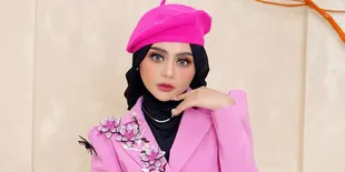 Fakta-Fakta Jenita Janet, Dari Pedangdut Keliling hingga Sukses Jadi Penyanyi