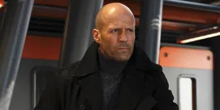 Fakta Menarik Jason Statham, Pernah Gabung Timnas Inggris Hingga Nyaris Meninggal Saat Syuting