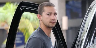 Fakta Terungkap! Shia LaBeouf Kirim Foto Bugil Demi Peran