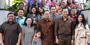 Family Portrait Annisa Pohan dengan Klan Sarwo Edhi Wibowo, Sosok Novita Wibowo Jadi Sorotan