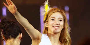 [FANCAM] Girls Generation & SONE Rayakan Ultah Hyoyeon di SMTOWN INA