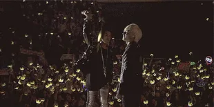 Fans Berikan Project Lautan Crown Lightstick di Konser Big Bang
