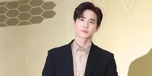 Fans Lempar iPhone 11 ke Atas Panggung Untuk Suho, Begini Reaksinya yang Bikin Heboh