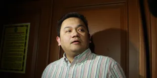 Farhat Abbas Muak Pada Acara Hiburan Sahur di Bulan Puasa