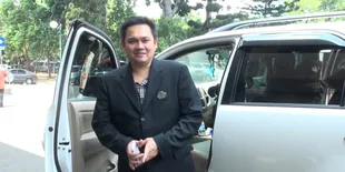 Farhat Abbas Sudah Lama Merasa Seperti Duda