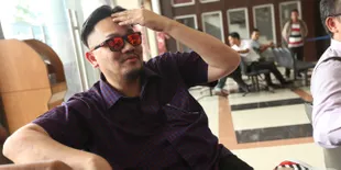 Farhat Abbas Tak Sengaja Akui Jika Ahmad Dhani Ganteng?