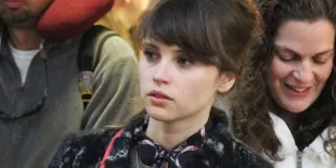 Felicity Jones Perankan Black Cat Dalam THE AMAZING SPIDER-MAN 2'