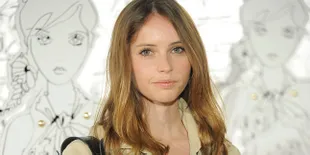 Felicity Jones Tolak Bintangi 'FIFTY SHADES OF GREY'?