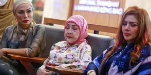 Ferry Irawan Langsung Ditahan Setelah Venna Melinda Melapor, Ibunda Mempertanyakan Apa Karena Status Anaknya Sebagai Artis