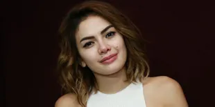 Film 'SANG SEKRETARIS' Bakal Sindir Para Artis Selingkuh?