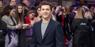 Film Tom Holland Mundur Tayang Lagi Gara-gara Pandemi