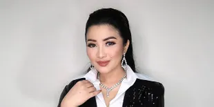 Fitri Carlina Bawa Dangdut ke Amerika Lewat Sebuah Konser Amal