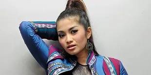 Fitri Carlina: Berita KapanLagi.com&#174; Singkat dan Padat