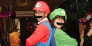 Fitri Tropica & Sang Suami Santai Menunggu Kehadiran Sang Buah Hati: Chill Aja!