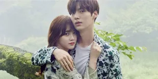 FOTO: Ahn Jae Hyun Gandeng Mesra Goo Hye Sun, Manis Banget