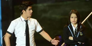 [FOTO] Aliando Cium Jupe, Prilly Latuconsina Cemburu?