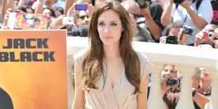 [FOTO] Angelina Jolie Tanpa Makeup &#38; Makin Kurus Kering