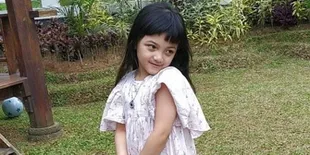 Foto Arsy Hermansyah Bangun Tidur, Terlihat Begitu Cute dan Cantik Meski Rambut Berantakan
