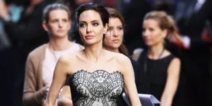 [FOTO] Begini Jadinya Jika Angelina Jolie Punya 'Saudara Kembar'