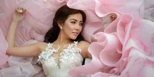[FOTO] Bella Shofie Ketahuan Pernah Foto Bareng Mucikari RA?
