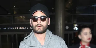 [FOTO] Belum 24 Jam, Scott Disick Mesra Dengan Wanita Lain