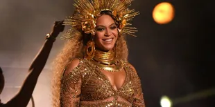 [FOTO] Beyonce Pamer Perut Rata Usai Melahirkan Bayi Kembar