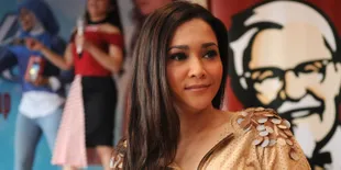 FOTO: Bosan Menyanyi, Maia Estianty Produseri Prilly Latuconsina