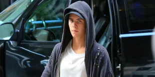 Foto Bugil Beredar, Justin Bieber Langsung Jadi Guyonan Meme