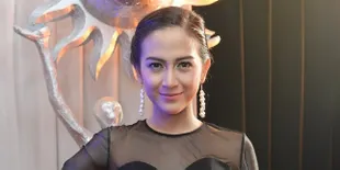 FOTO: Cantik Pakai Suntiang, Nina Zatulini Deg-Degan Jelang Akad