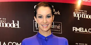 [Foto] Casual Elegan Ala Nadia Hutagalung