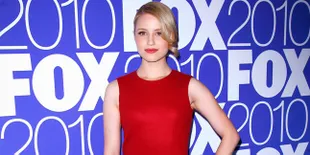 [FOTO] Dada Terbuka, Bagian Pribadi Dianna Agron Pun Nongol